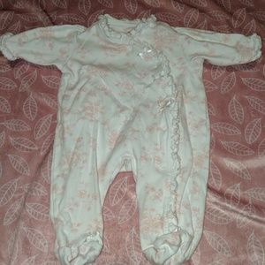 Lot of SEVEN sleepers and gowns